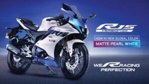 Yamaha R15 V4
