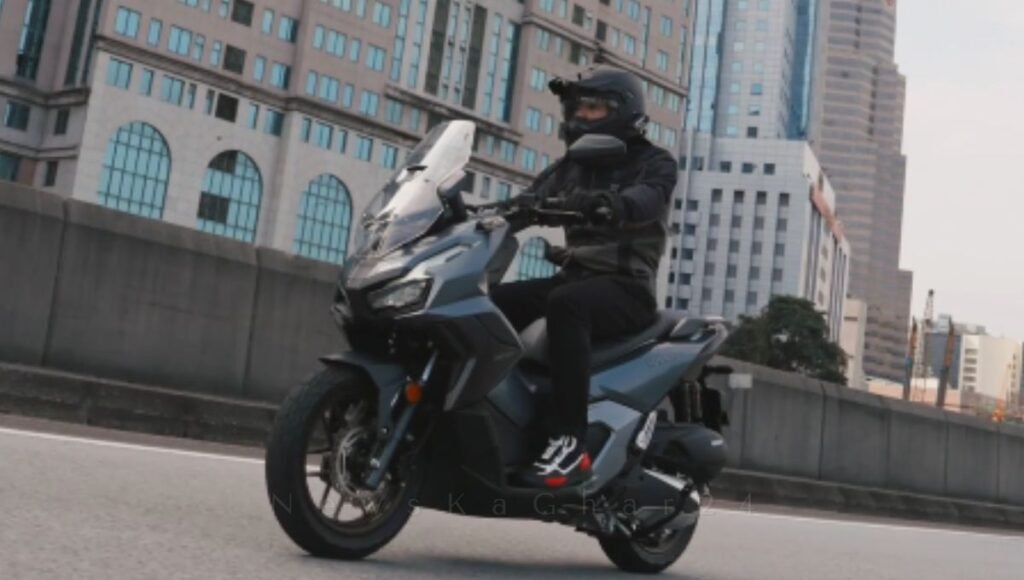 Honda ADV 160 Trico Edition