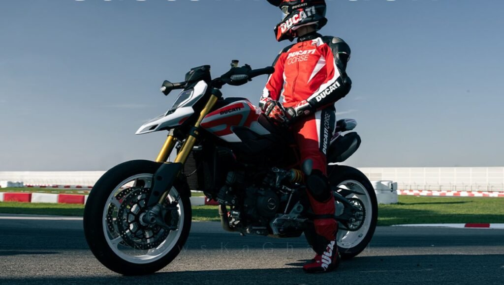 2026 Ducati Hypermotard V2